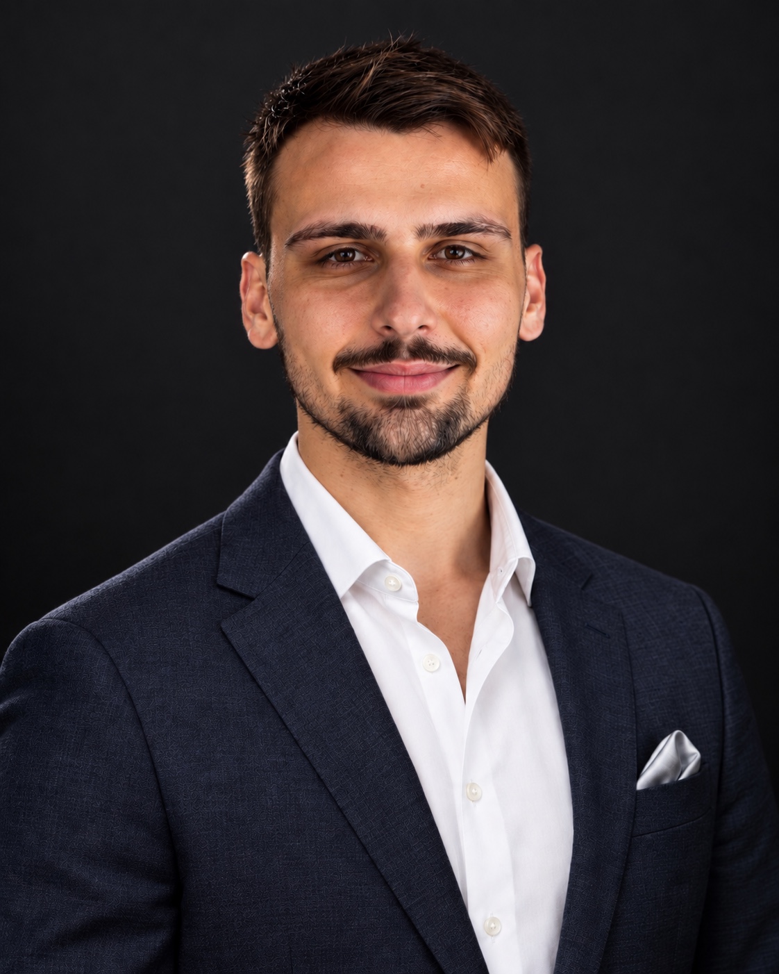 Michell Bringer, externer Vertriebsberater bei AnlegerSuche
